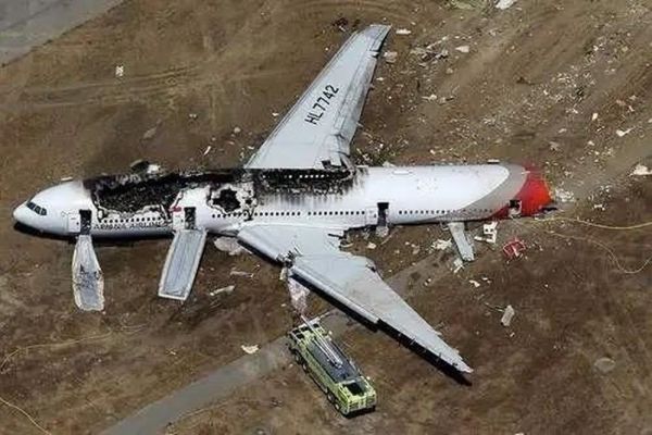 10 vụ tai nạn hàng không khủng khiếp nhất mọi thời đại