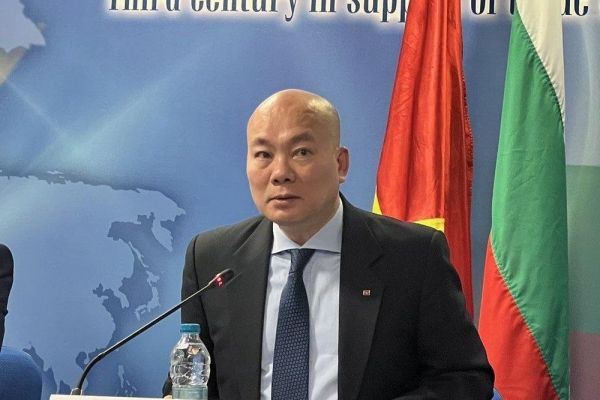 Cam kết tạo điều kiện thuận lợi cho doanh nghiệp Bulgaria đến hợp tác, đầu tư tại Việt Nam