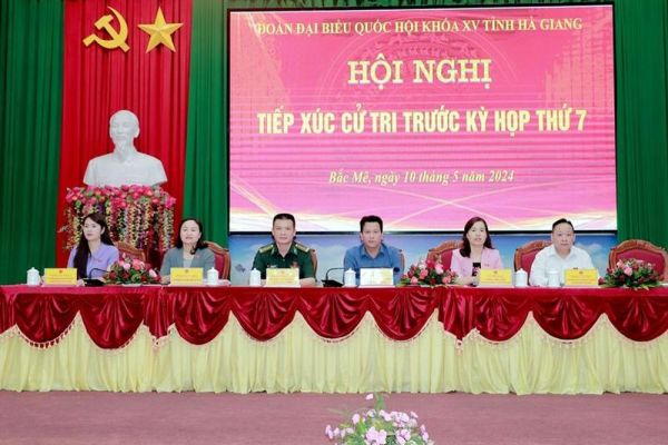 Cử tri Hà Giang kiến nghị nâng mức trợ cấp xã hội đối với học sinh, sinh viên vùng cao