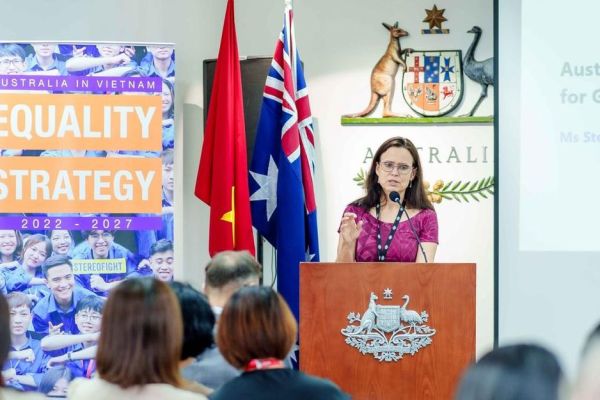 Đại sứ Australia về Bình đẳng giới: Cần thay đổi định kiến và trao nhiều cơ hội hơn cho nữ giới
