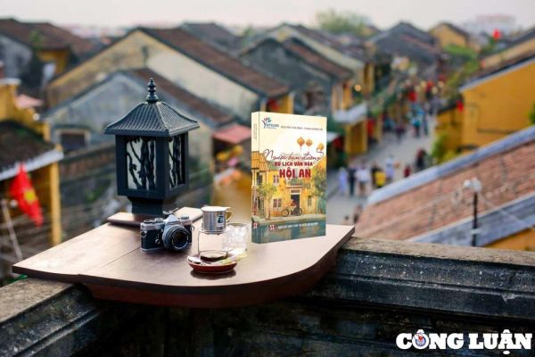 Giới thiệu sách mới 'Người bạn đường du lịch văn hóa Hội An'