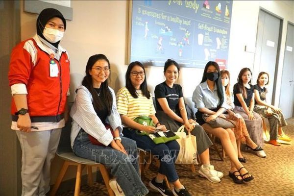 Hỗ trợ chăm sóc sức khỏe cho cộng đồng người Việt ở Malaysia