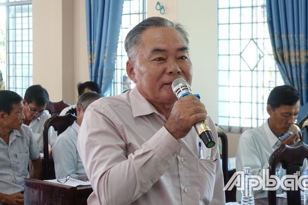 Lãnh đạo UBND huyện Cai Lậy gặp gỡ người dân xã Ngũ Hiệp