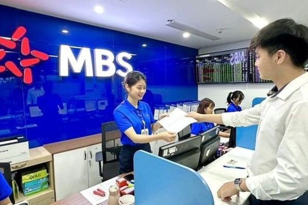 MBS muốn bán hơn 109 triệu cổ phiếu MBS với giá 10.000 đồng