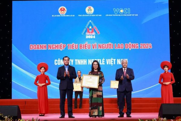 Nestlé Việt Nam được vinh danh 'Doanh nghiệp tiêu biểu vì người lao động' năm thứ 5 liên tiếp