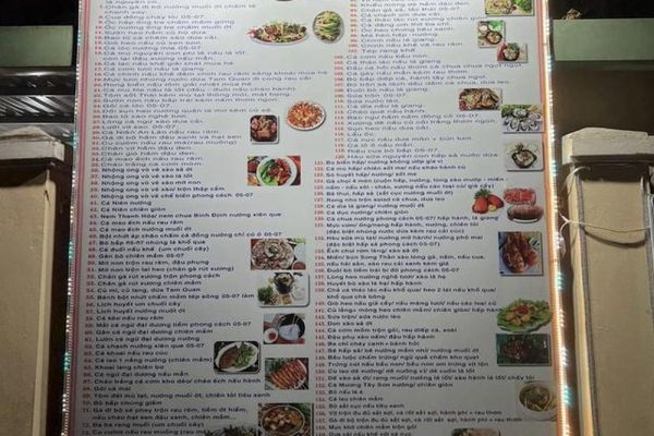 Thực đơn 'khổng lồ' của một nhà hàng ở Bình Định gây sốt mạng xã hội