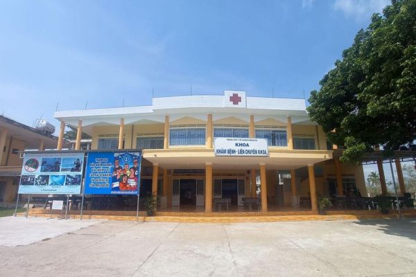 Trung tâm Y tế huyện Krông Pa: Thực hiện tốt công tác chăm sóc sức khỏe cho người dân