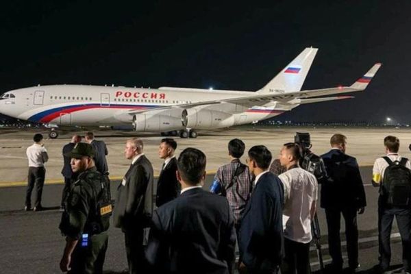 Truyền thông Nga đưa tin đậm nét về chuyến thăm của Tổng thống Vladimir Putin tới Việt Nam