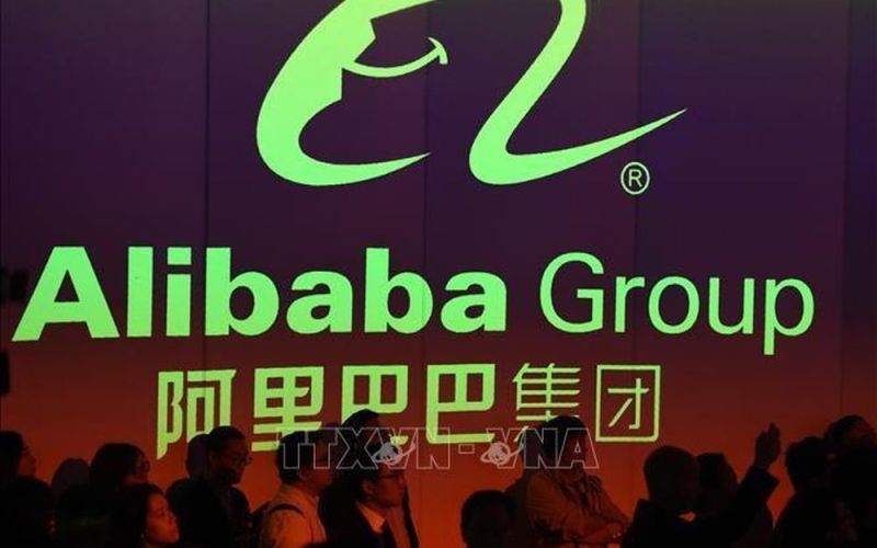 Alibaba mất 'ngôi vương' trên thị trường thương mại điện tử Trung Quốc