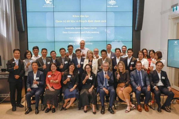 Australia hỗ trợ Việt Nam tổ chức khóa học về quản trị dữ liệu và hoạch định chính sách