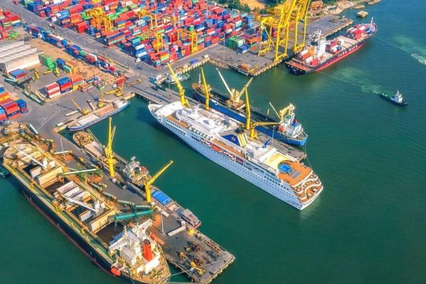 Cảng Đà Nẵng (CDN): Lãi quý 1 tăng trưởng mạnh nhưng dòng tiền kinh doanh âm