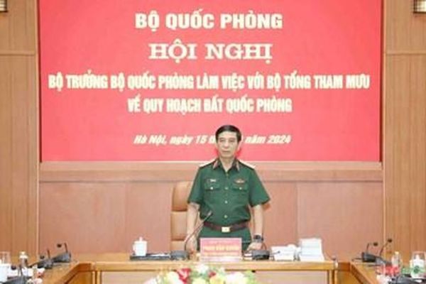 Đại tướng Phan Văn Giang làm việc với Bộ Tổng Tham mưu về quy hoạch đất quốc phòng tại một số đơn vị