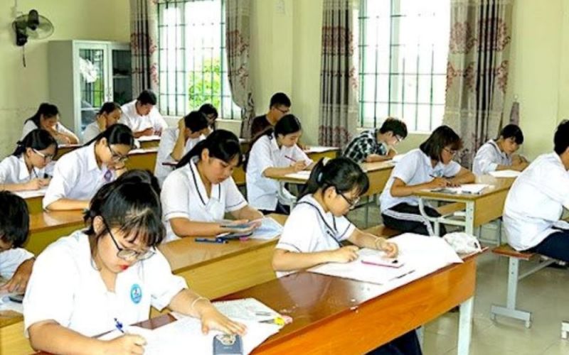 Đề thi thử vào lớp 10 môn Văn năm 2024 - 2025 huyện Vĩnh Bảo - Hải Phòng