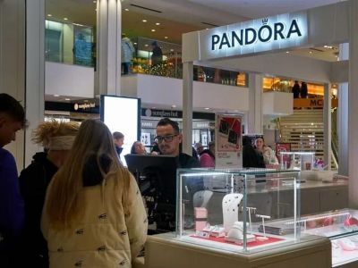 Doanh thu của hãng trang sức Pandora tăng vọt nhờ thị trường Mỹ
