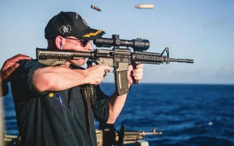 Dư luận chỉ trích bức ảnh mà Hải quân Mỹ đăng trên Instagram
