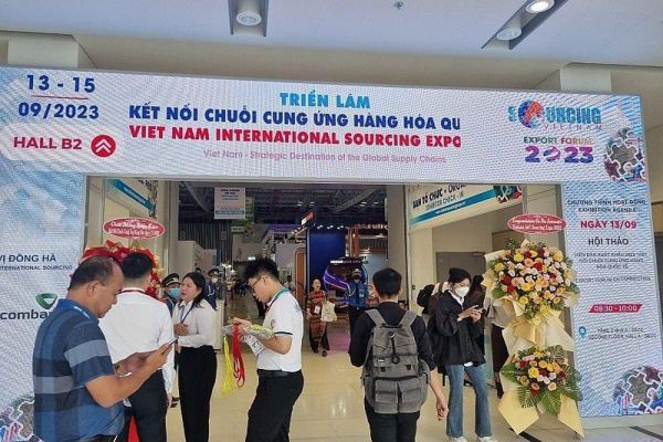 Đưa doanh nghiệp Việt Nam tham gia sâu hơn vào chuỗi sản xuất và cung ứng toàn cầu