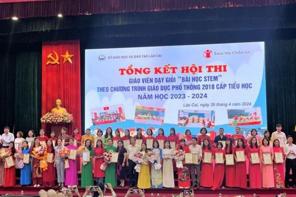 Gần 200 thầy cô Lào Cai đạt giải tại Hội thi giáo viên dạy giỏi bài học STEM