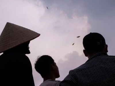 Gay cấn lễ hội thả diều 'ngàn năm tuổi' ở một ngôi làng tại Hà Nội
