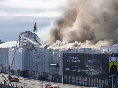 Hỏa hoạn thiêu rụi ít nhất 50% tòa nhà biểu tượng của Đan Mạch