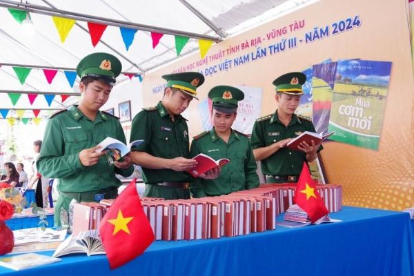 Hưởng ứng và phát triển Ngày Sách và Văn hóa đọc Việt Nam năm 2024