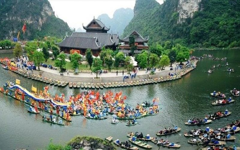 Huy động 200 lái đò làm 'diễn viên quần chúng' cho Festival Ninh Bình - Tràng An