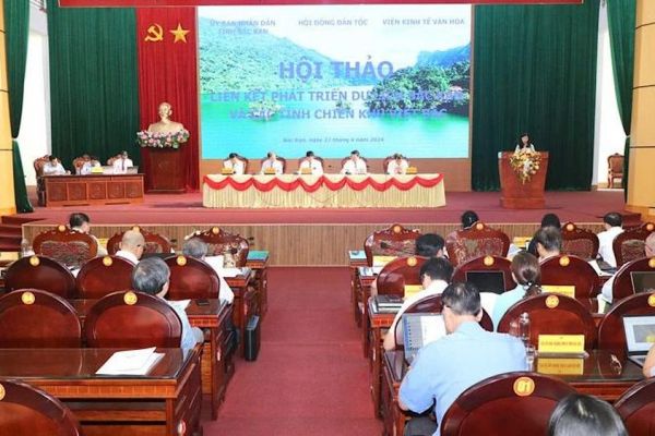 Liên kết phát triển bền vững du lịch Chiến khu Việt Bắc