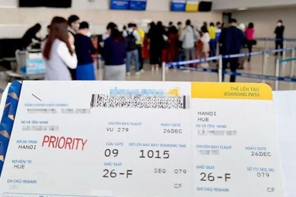 Mức trần giá vé máy bay nội địa hiện nay là bao nhiêu?
