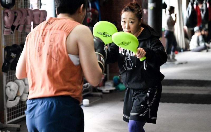 Ngày càng nhiều phụ nữ Trung Quốc tìm đến boxing