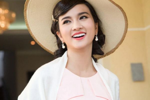 Người đẹp hóa thân 'đệ nhất mỹ nữ Sài Thành' 16 năm vẫn trẻ trung, không chút lão hóa