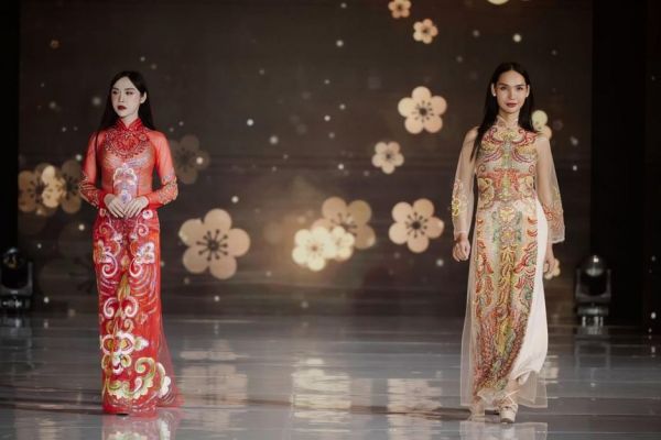 Nữ doanh nhân đưa áo dài Việt Nam vươn ra thế giới