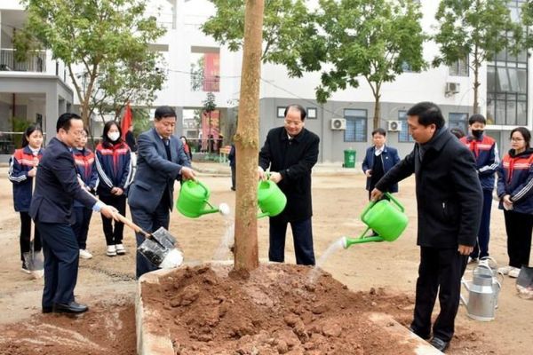 Phát động Tết trồng cây với gần 2,5 triệu giáo viên, học sinh Thủ đô