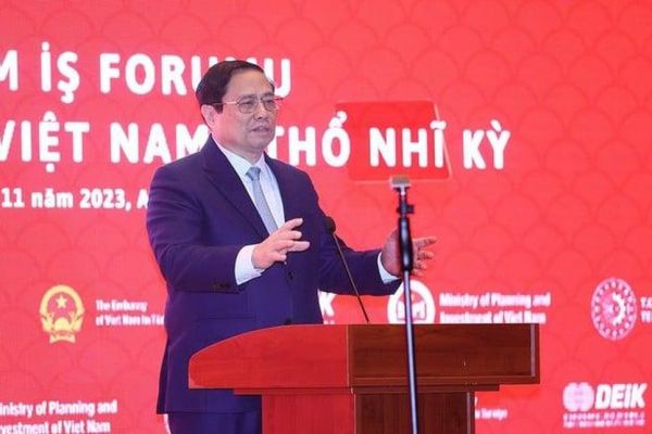 Thủ tướng: Việt Nam có nền tảng để các nhà đầu tư nước ngoài làm ăn ổn định, hiệu quả